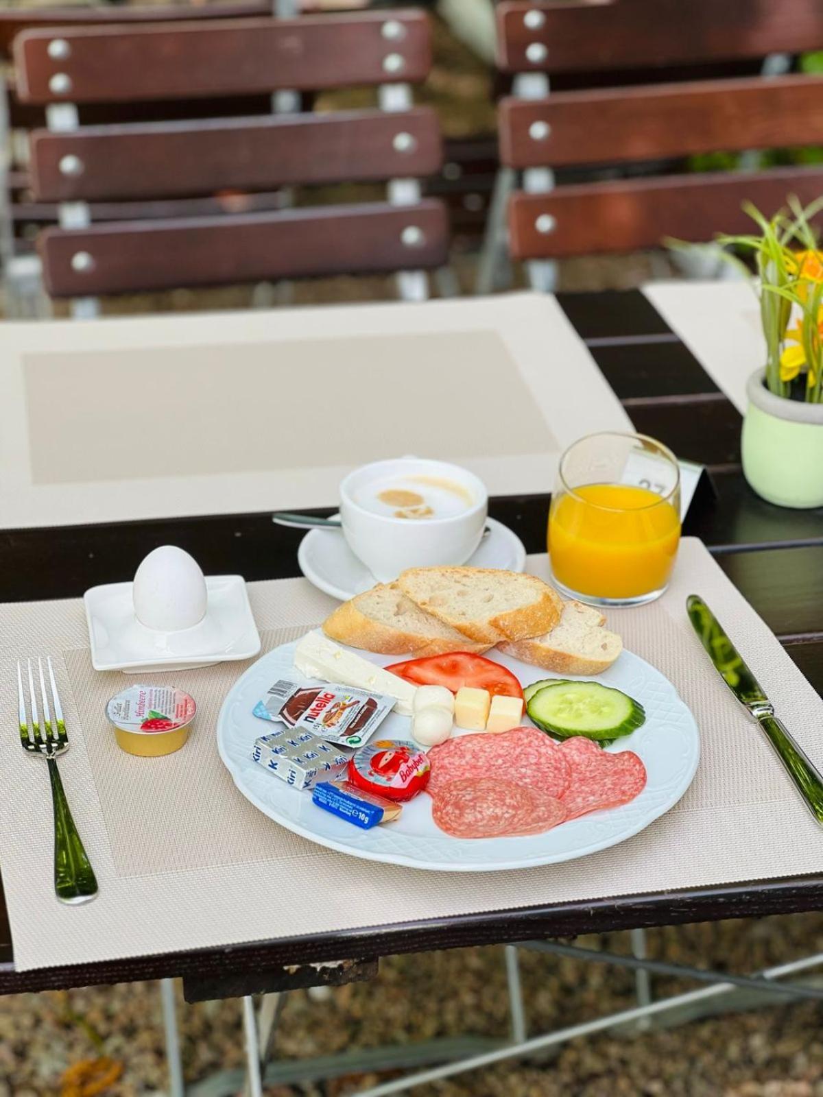 Hotel & Restaurant Krone Maerkt Weil am Rhein Exteriör bild